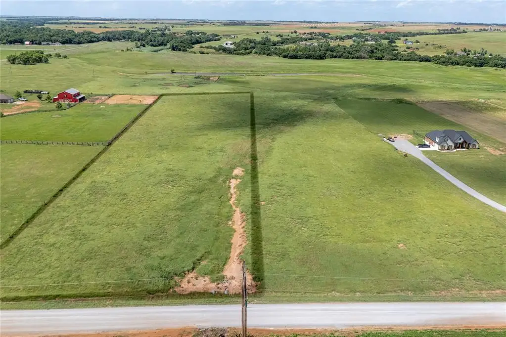 E Arapaho Road, Weatherford, OK 73096 - Image #1