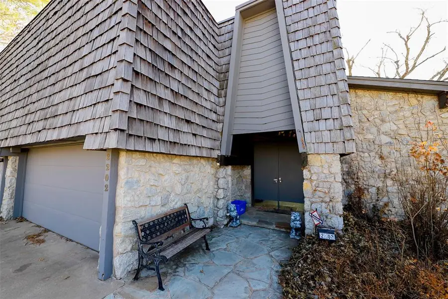 2202 NW 45th Street, Oklahoma City, OK 73112 - Image #2