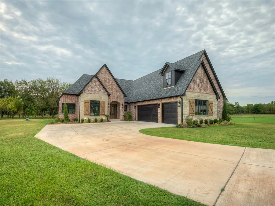 3124 Red Ridge Drive, Blanchard, OK 73010 - Image #2