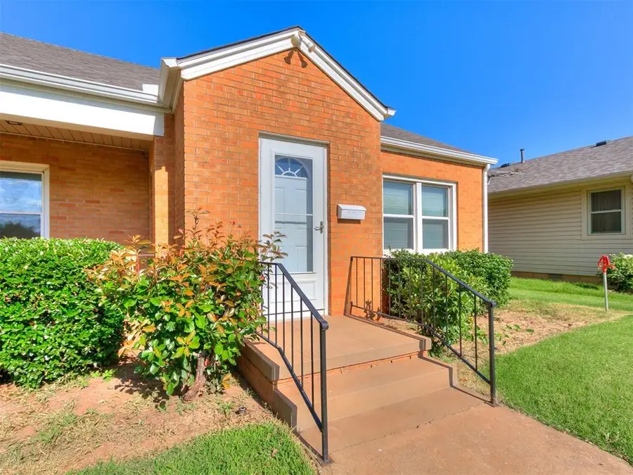 1012 S 8th Street, Kingfisher, OK 73750 - Image #2