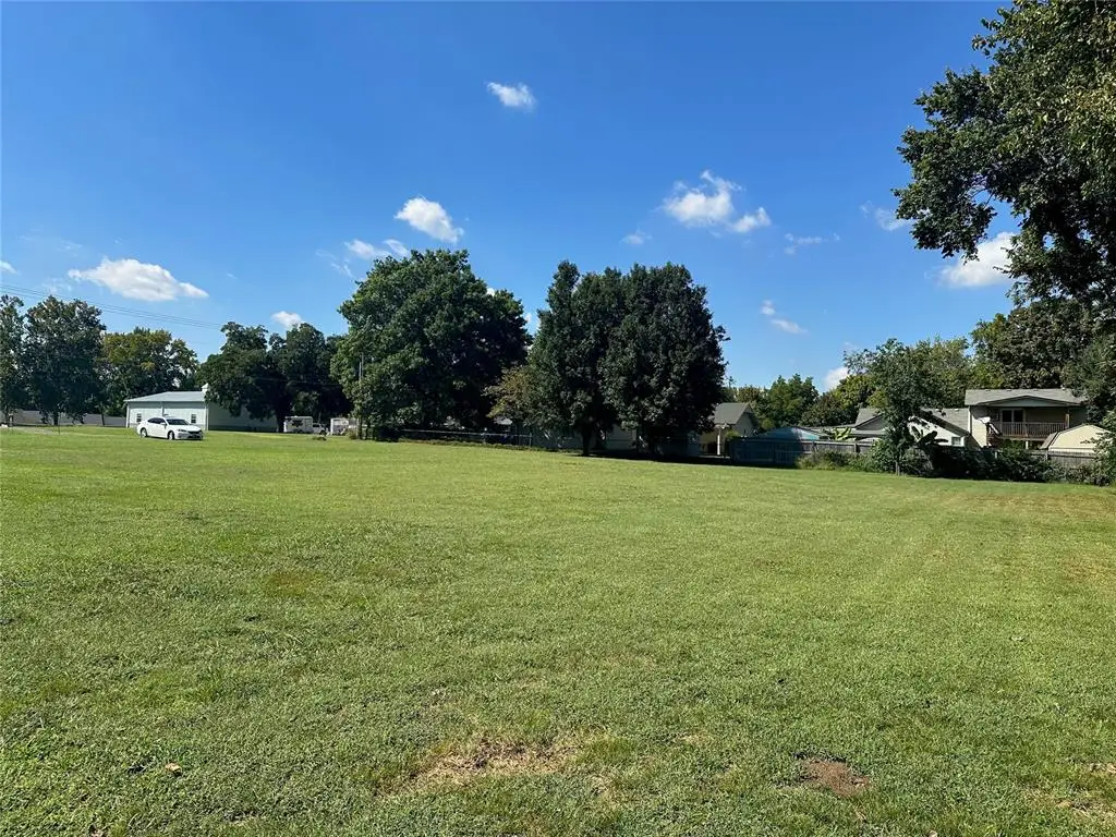 302 S Scott Street, Fort Gibson, OK 74434 - Image #1