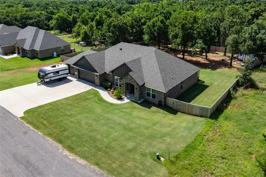 2321 Lions Pride Way, Blanchard, OK 73010 - Image #2