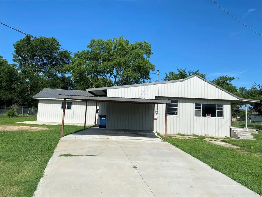 19 Houston Street, Seminole, OK 74868 - Image #2
