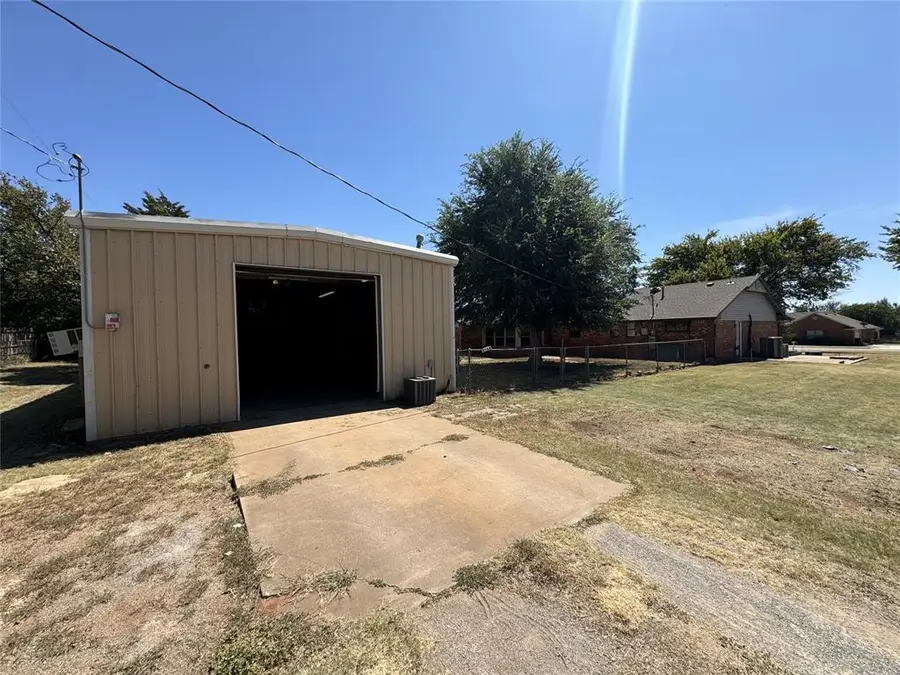 1123 Van Buren Avenue, Piedmont, OK 73078 - Image #2