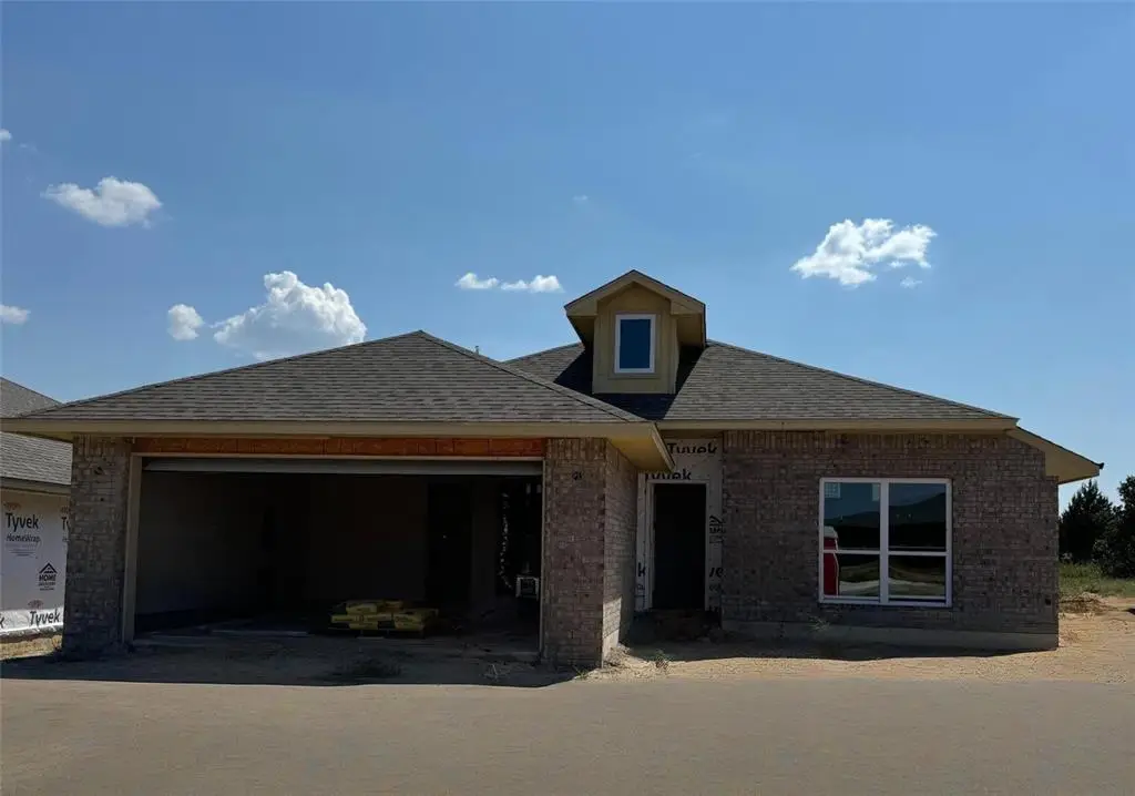 20674 Brush Creek Boulevard, Harrah, OK 73045 - Image #1