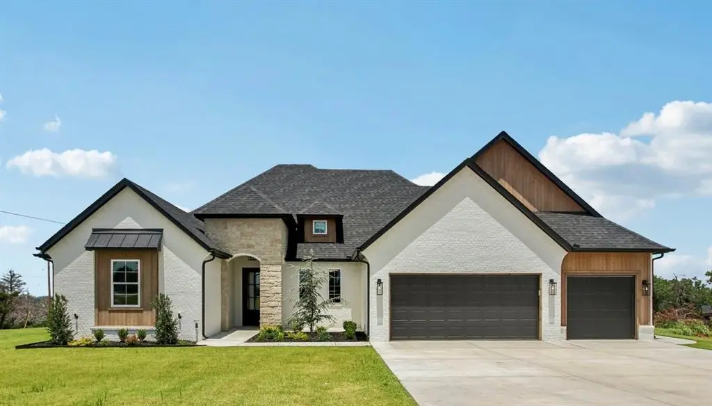 2900 Deer Run Trail, Guthrie, OK 73044 - #1