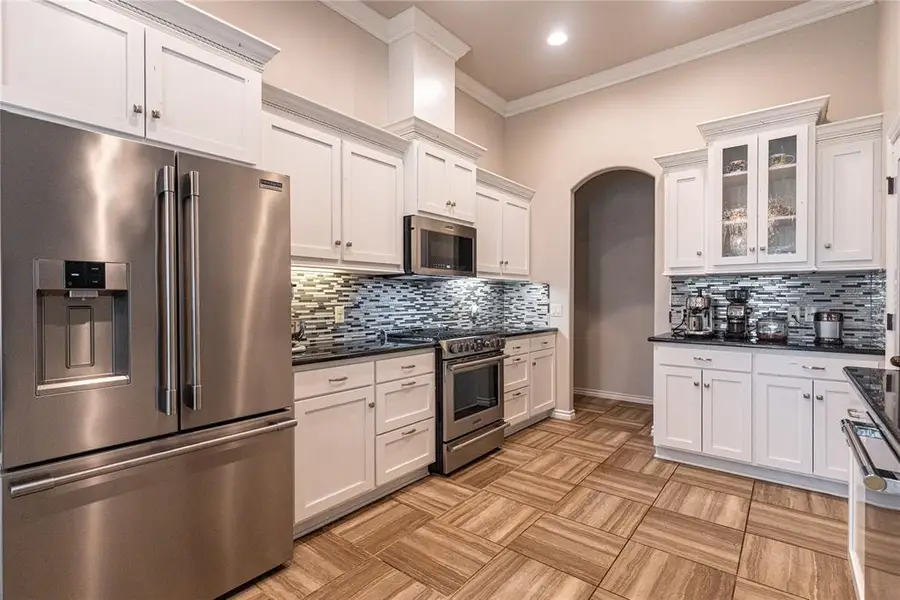 2316 Tuscan Lane, Edmond, OK 73034 - Image #2