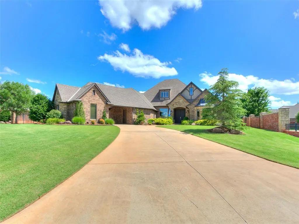 1208 W Flowering Peach Way, Mustang, OK 73064 - Image #1