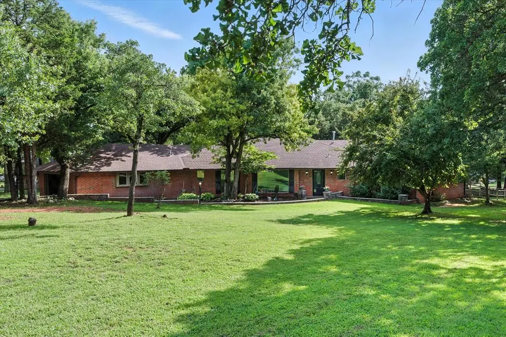 2500 Blue Spruce Road, Edmond, OK 73025 - Image #1