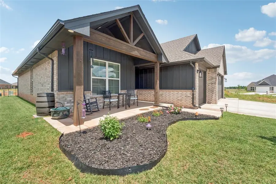 10413 SW 51st Street, Mustang, OK 73064 - Image #2