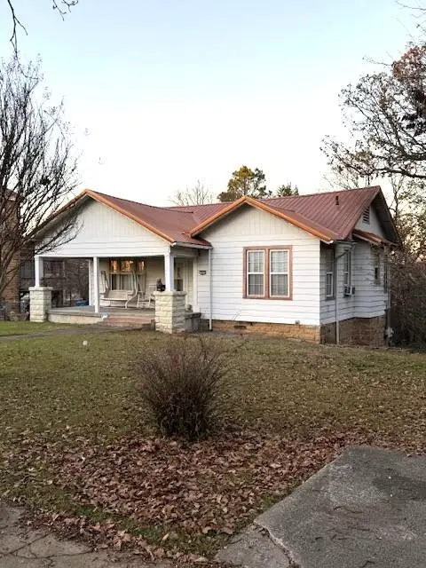 217 W Seminole Avenue, McAlester, OK 74501 - #2