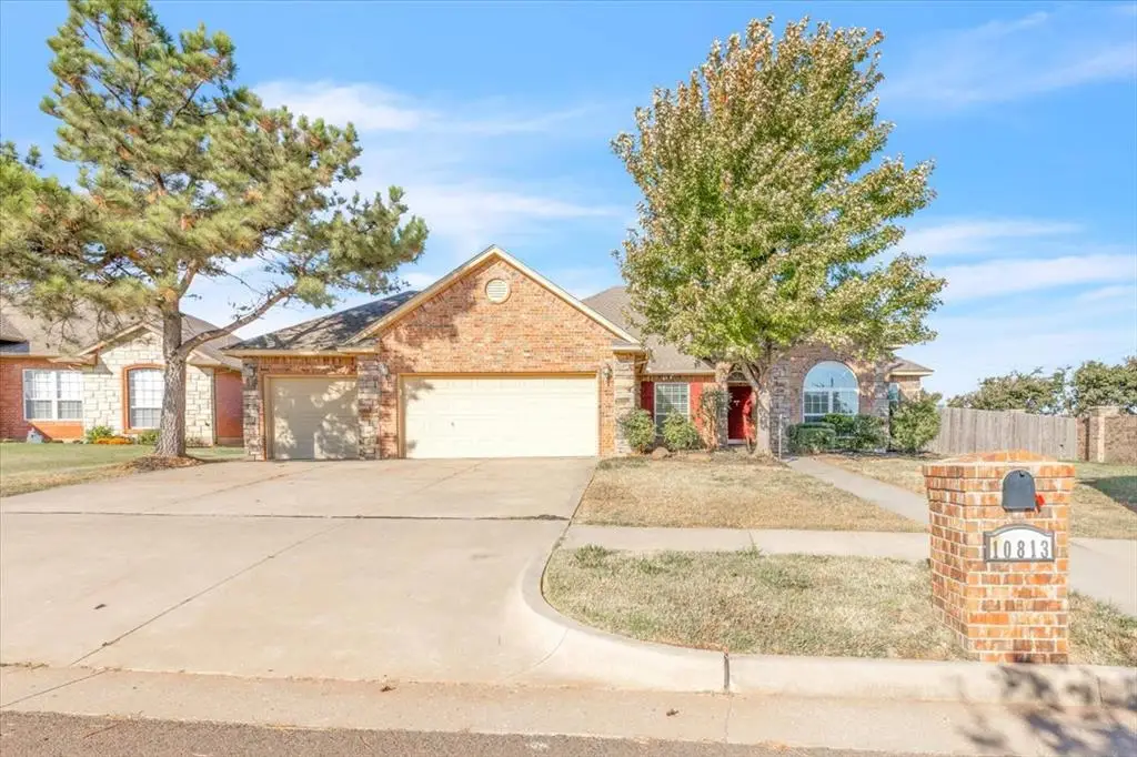 10813 Middlesbrough Lane, Yukon, OK 73099 - #1