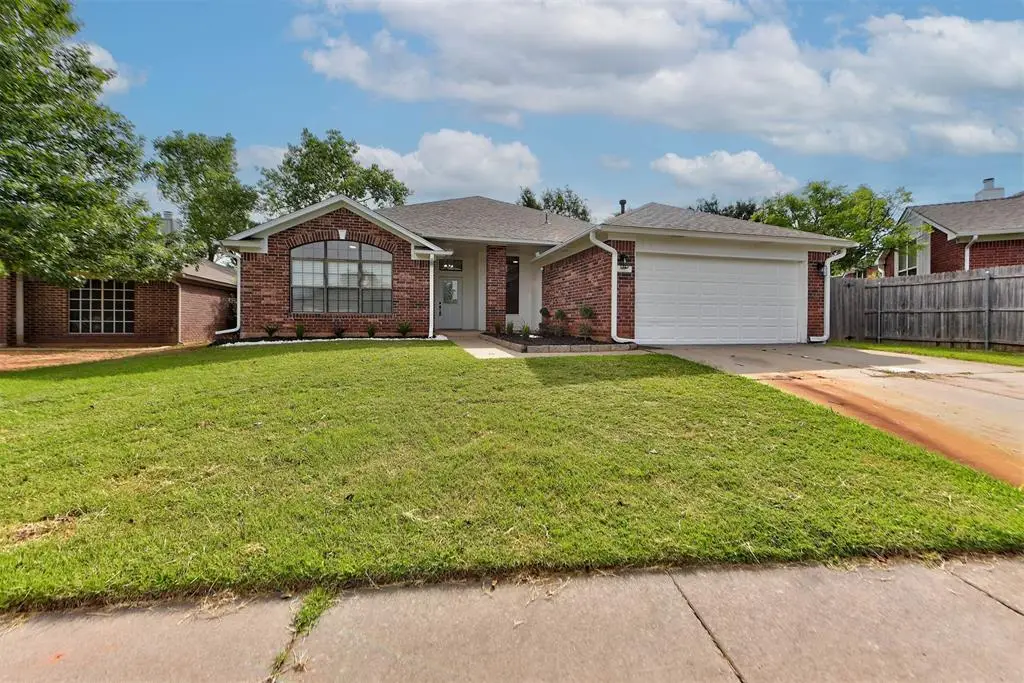 301 Edge Brook Lane, Norman, OK 73071 - Image #1
