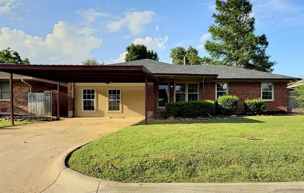 133 W Steed Drive, Midwest City, OK 73110