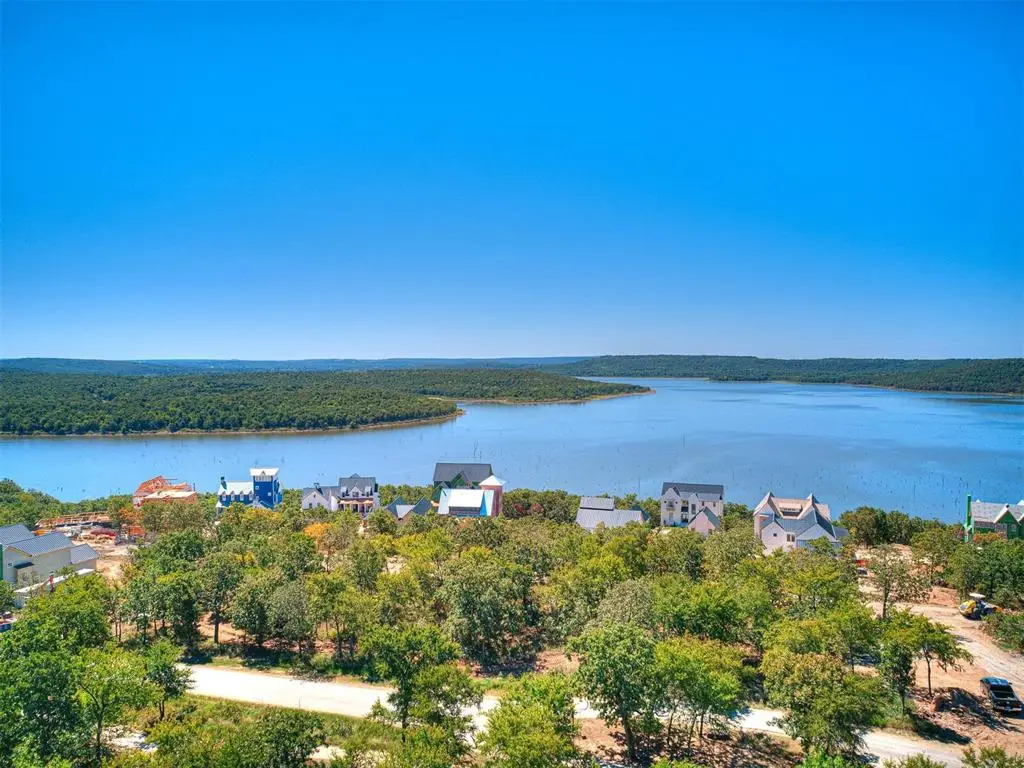 131 Lower Greenway, Carlton Landing, OK 74432 - Image #1