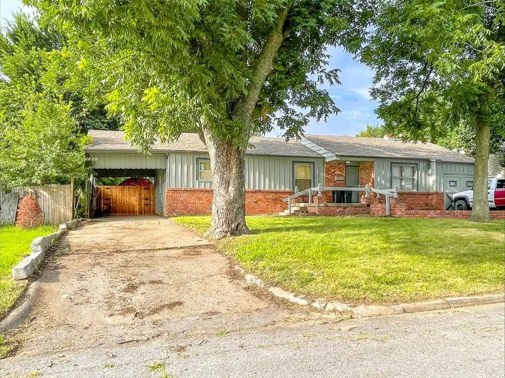 6112 NW 49th Street, Warr Acres, OK 73122 - Image #1