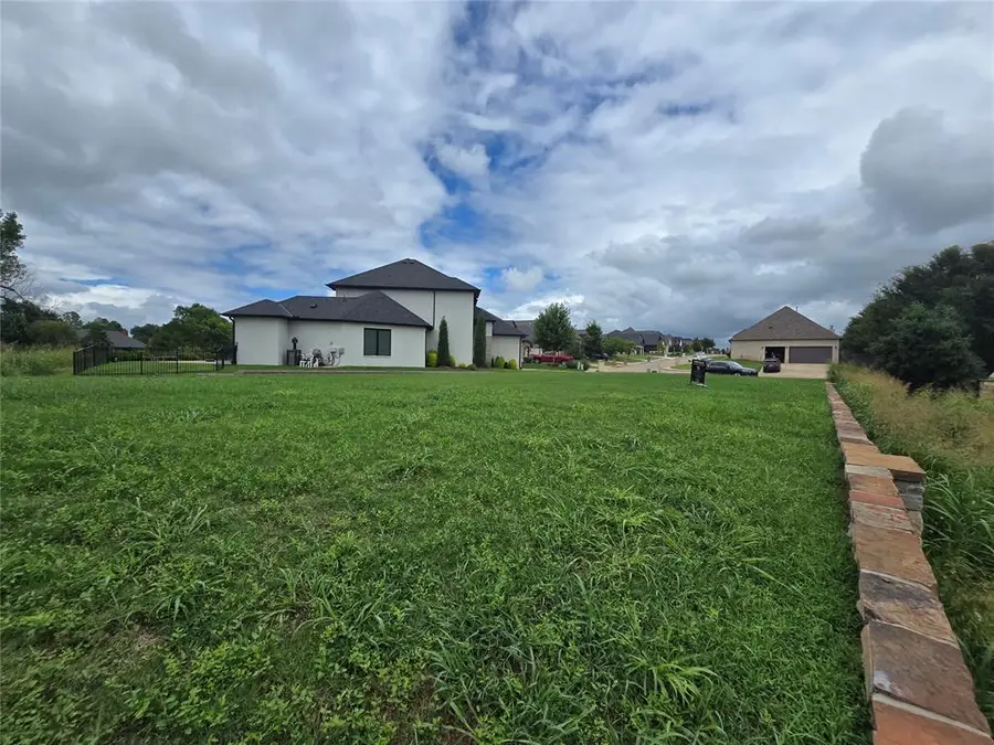 465 Saint Claire Drive, Edmond, OK 73025 - Image #2