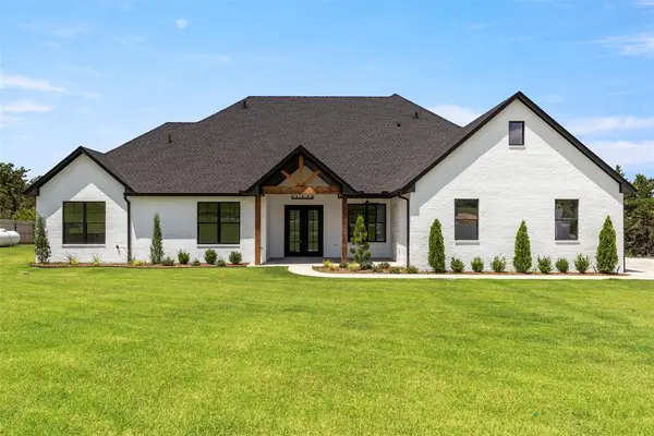 2884 Springridge Road, Guthrie, OK 73044