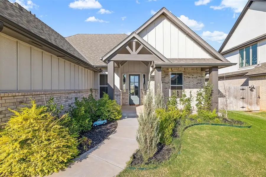 3909 Sorano Drive, Moore, OK 73160 - Image #3