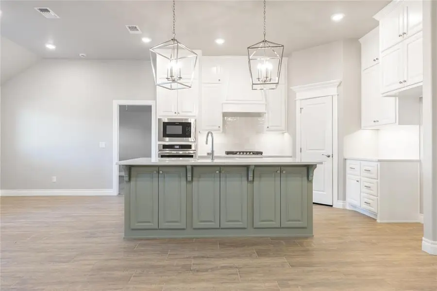 9229 NW 86th Terrace, Yukon, OK 73099 - #3