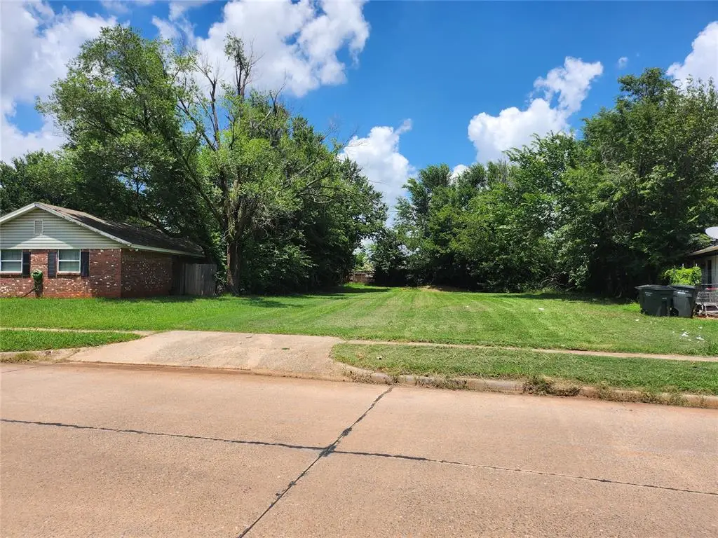 3013 Simmons Drive, Del City, OK 73115 - Image #1