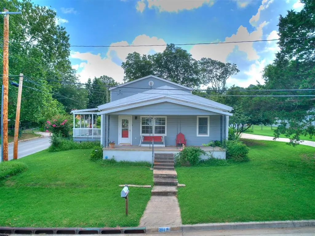 201 S Dixon Avenue, Shawnee, OK 74801 - Image #1