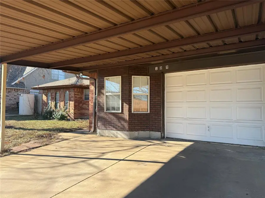 109 S Patterson Drive, Moore, OK 73160 - Image #2