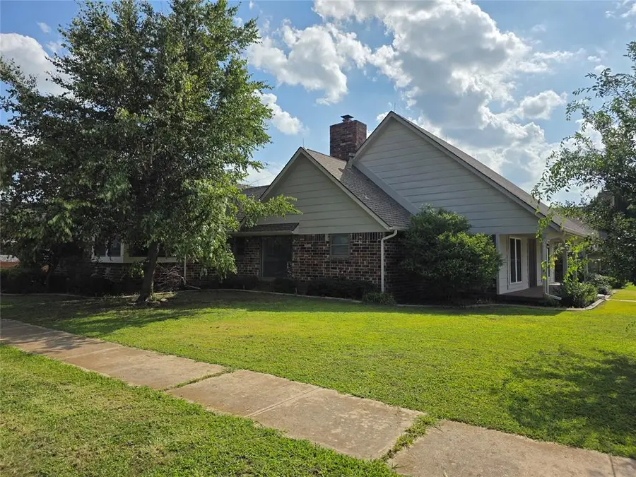 8100 N Bridgeport Lane, Bethany, OK 73008 - Image #3
