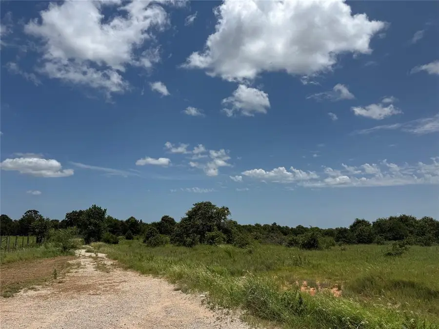 Address Withheld By Seller, Lindsay, OK 93247 - Image #3