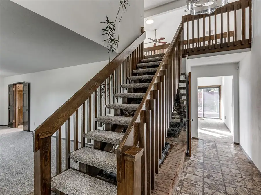 9220 Sutton Place, Oklahoma City, OK 73132 - Image #3