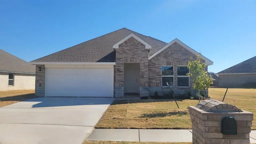 2600 Kathleens Crossing, Yukon, OK 73099 - Image #1