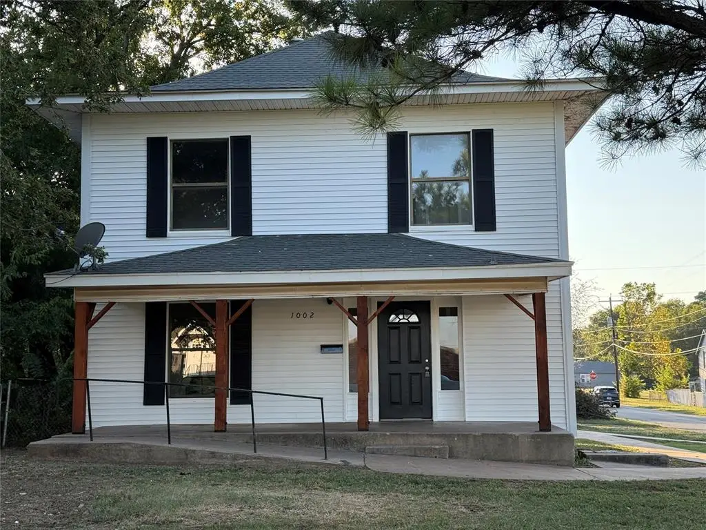 1002 S 5th Street, Chickasha, OK 73018 - Image #1