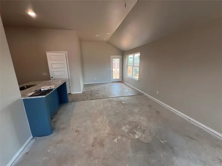 2325 S 28th Terrace, Chickasha, OK 73018 - Image #3