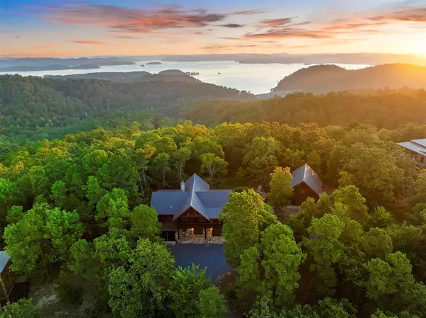 107 Lake Bluff Lane, Broken Bow, OK 74728