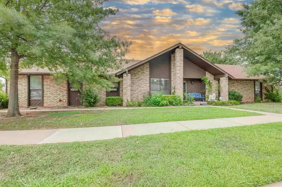 1212 SW 105th Street, Oklahoma City, OK 73170 - Image #2