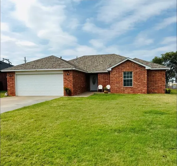 135 Carter Road, Elk City, OK 73644
