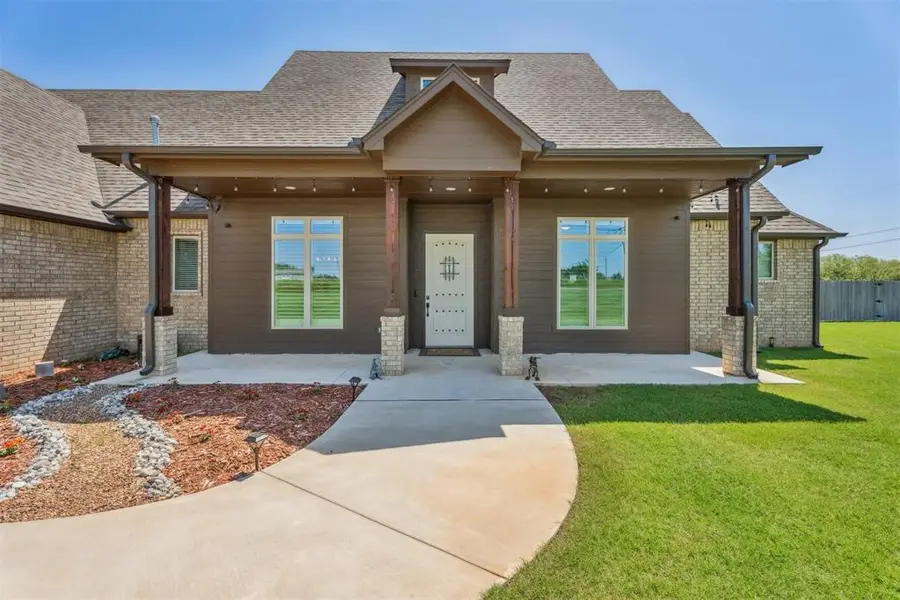 9429 Bryan Road, Shawnee, OK 74804 - Image #3