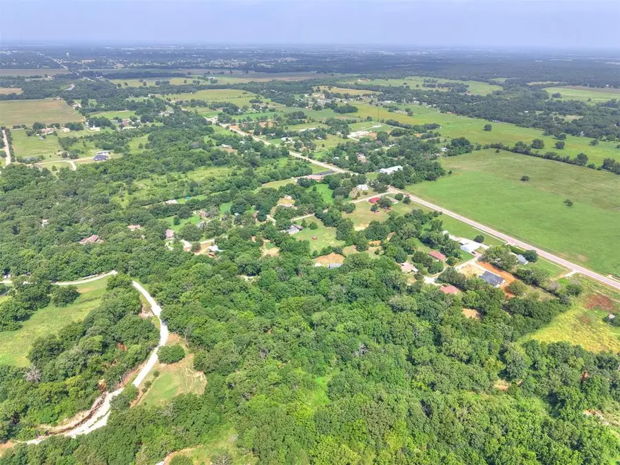 4 Hillcrest Drive, Shawnee, OK 74801 - #3