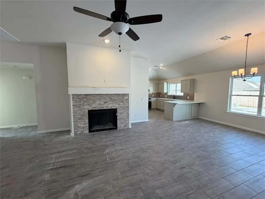 1104 Redwood Creek Drive, Yukon, OK 73099 - #2