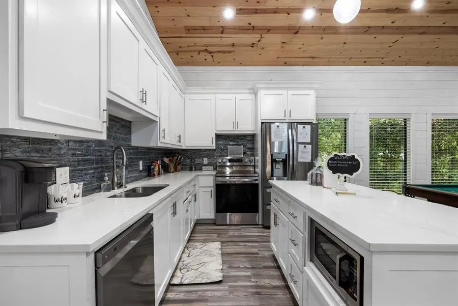 46 Honor Court, Broken Bow, OK 74728 - Image #3