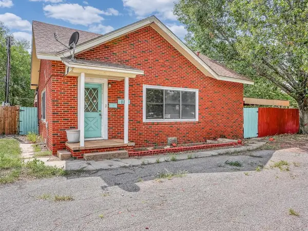 111 N Crittenden Avenue, Mangum, OK 73554