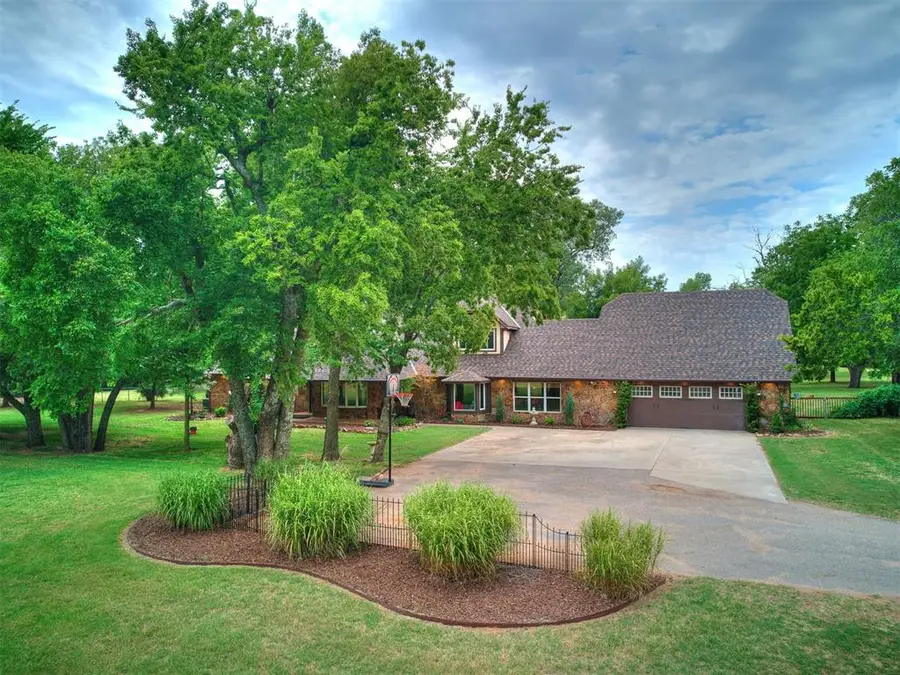 3601 S Mustang Road, Mustang, OK 73064 - Image #2