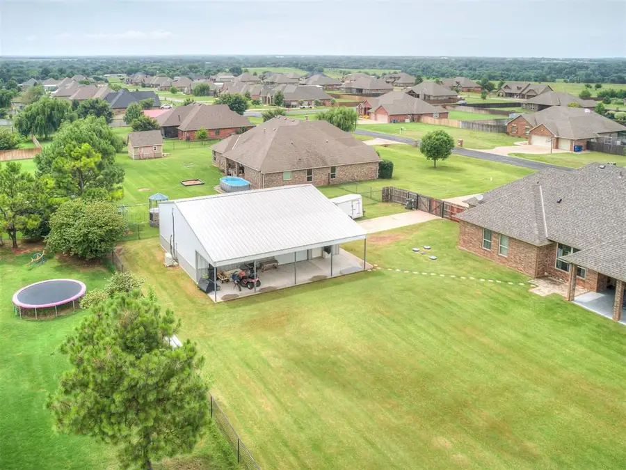 4624 Crestmere Lane, Edmond, OK 73025 - Image #3