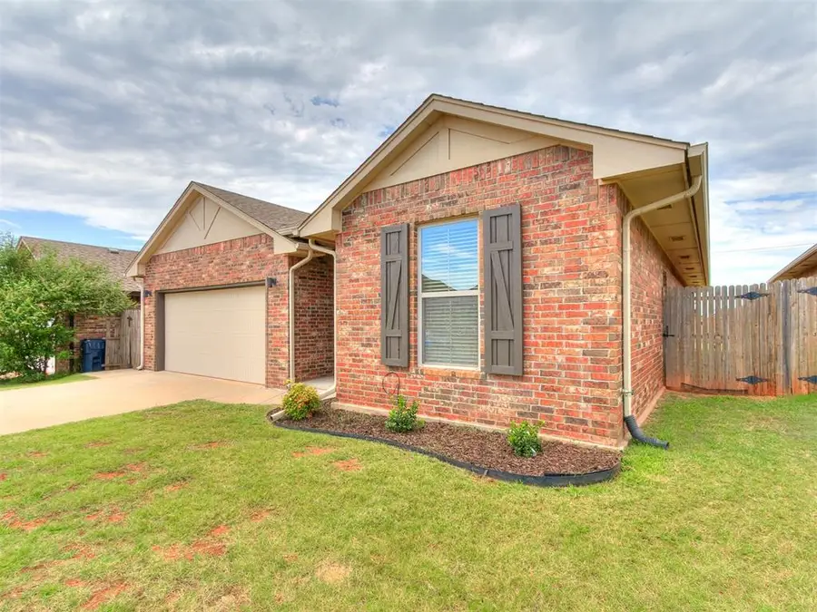 3513 NW 164th Terrace, Edmond, OK 73013 - Image #2