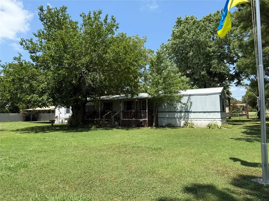 409 W Francis Street, Wetumka, OK 74883 - Image #1