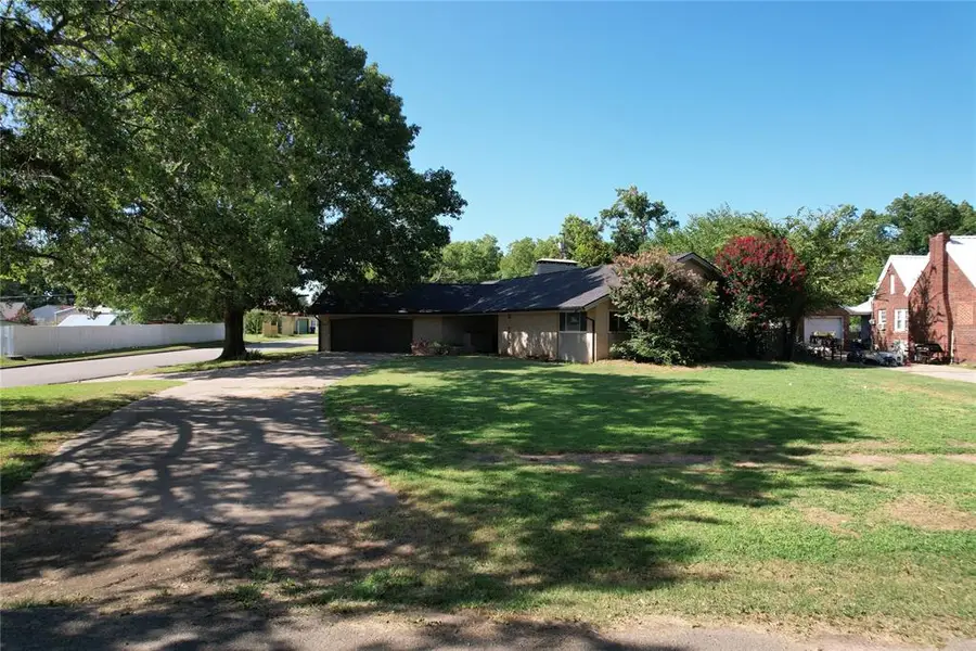 600 Diamond Street, Holdenville, OK 74848 - Image #3