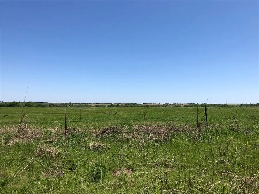 827 S Cemetery Road, Tuttle, OK 73089 - Image #2