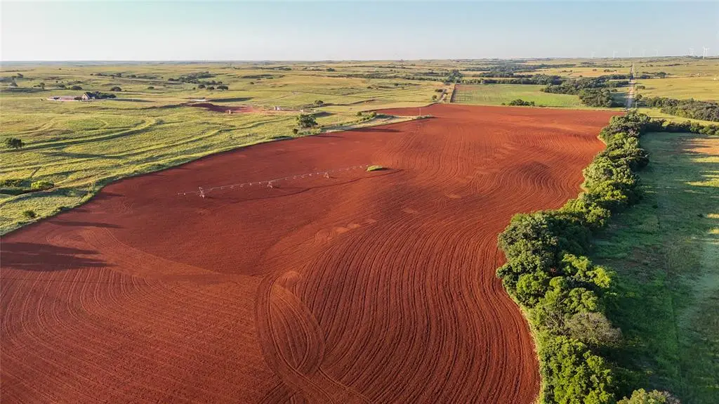 000 E 980 Road, Hammon, OK 73650 - Image #1