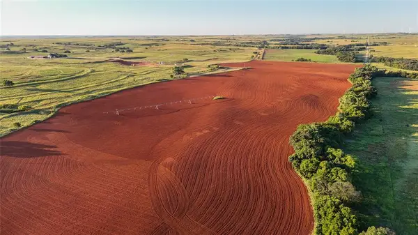 000 E 980 Road, Hammon, OK 73650