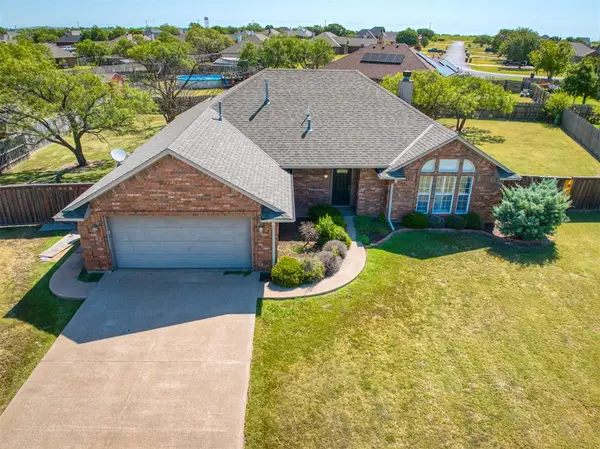 107 NW Valleybrook, Lawton, OK 73505